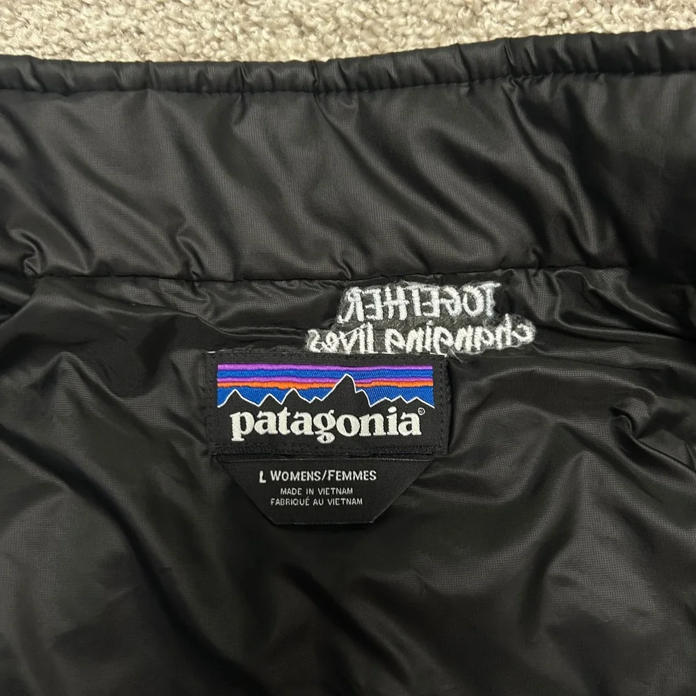 Patagonia Nano Puff Vest Women Size Large LOGO Black Quilted Primaloft Full Zip - Picture 7 of 10